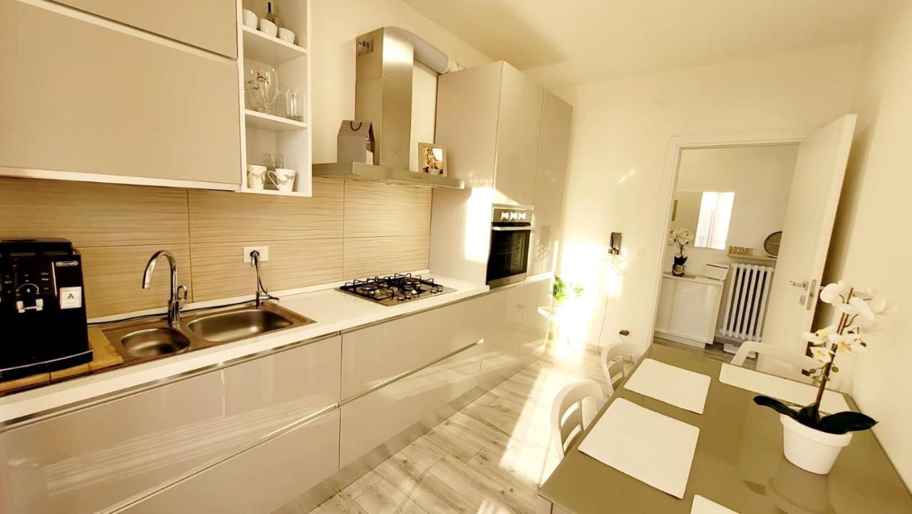 Appartamento Vicino Al Centro Adigeo E Fiera Verona Ngoại thất bức ảnh